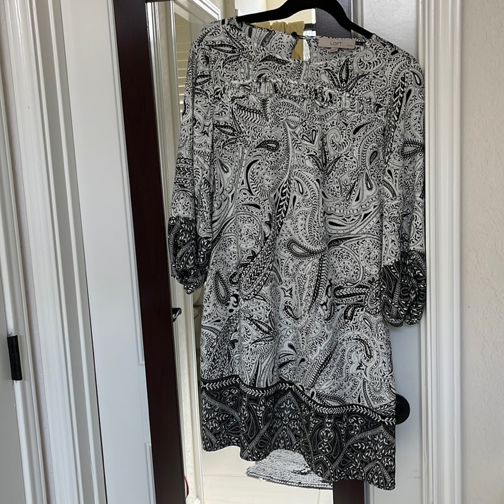 EUC Ann Taylor Loft Dress